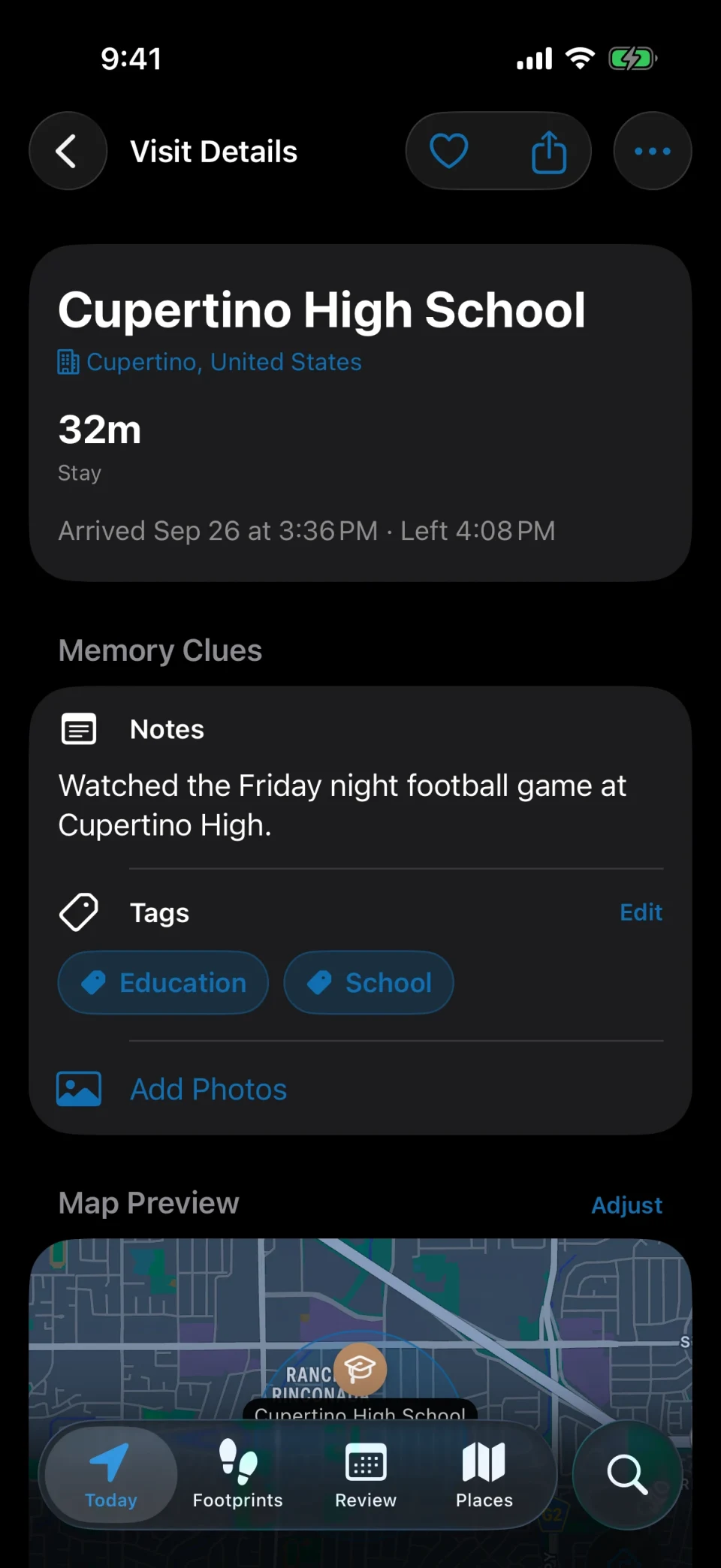 MeTrail visit detail screen with stay duration, quick actions, and saved notes