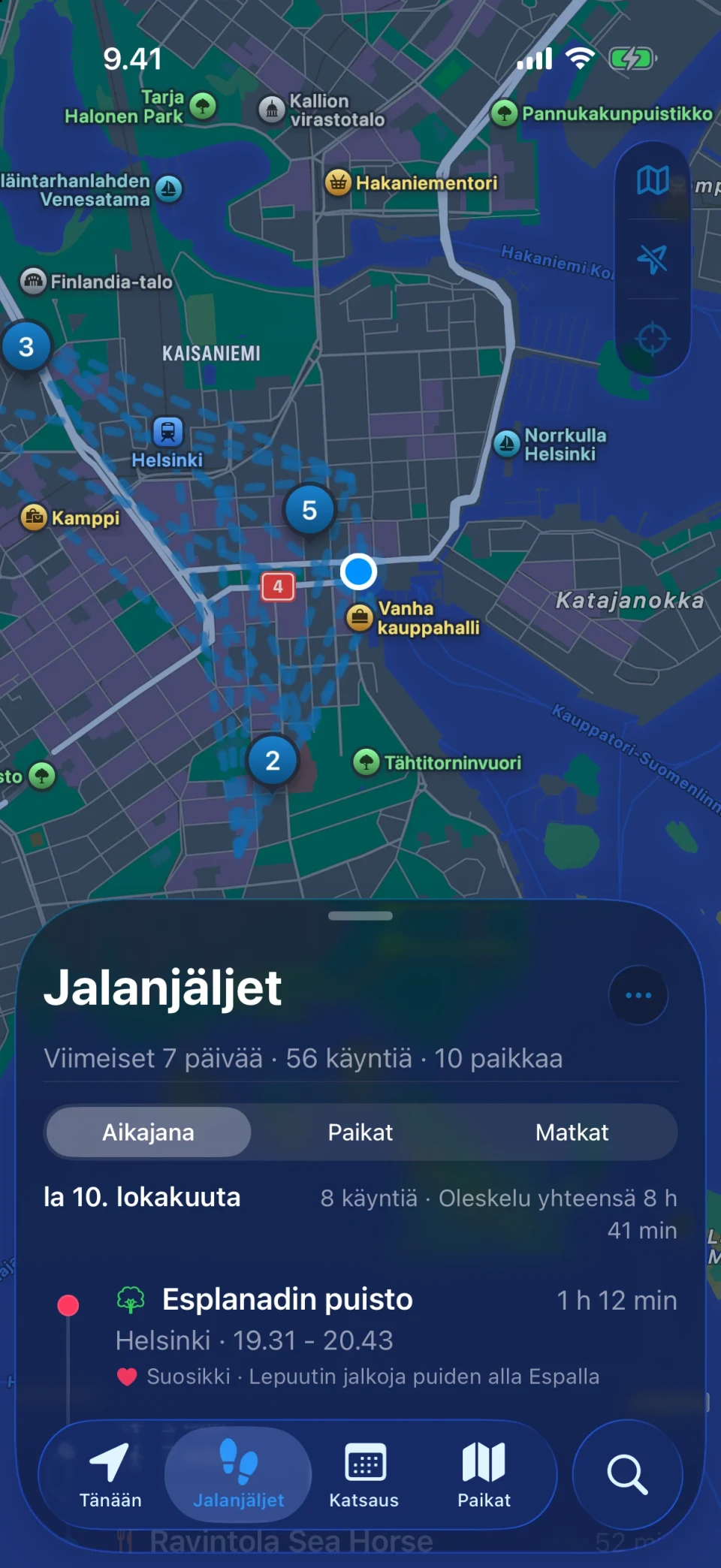 MeTrailin Jalanjäljet-näkymä, jossa on yhteenveto käydyistä paikoista ja käynnit päivä päivältä
