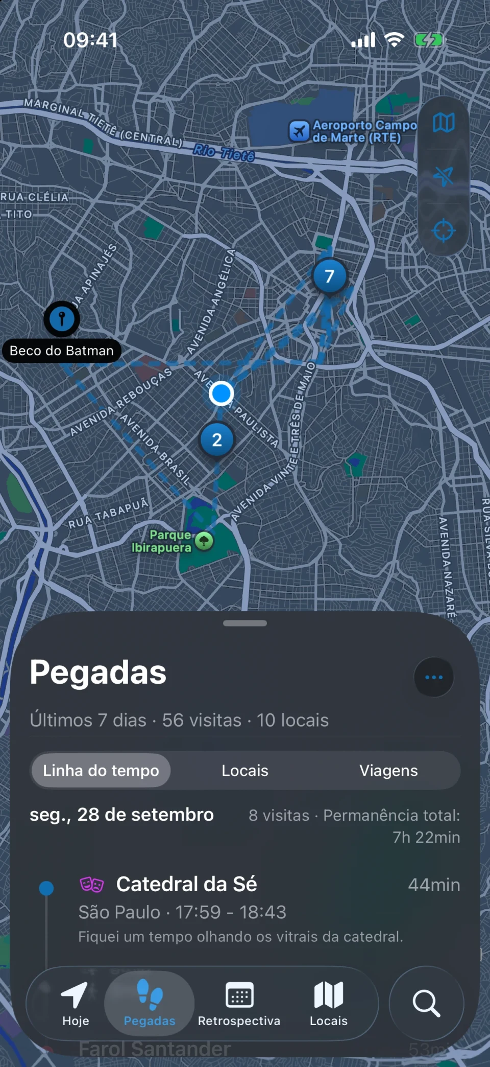 Tela Pegadas do MeTrail com um resumo dos locais visitados e a lista de visitas dia a dia