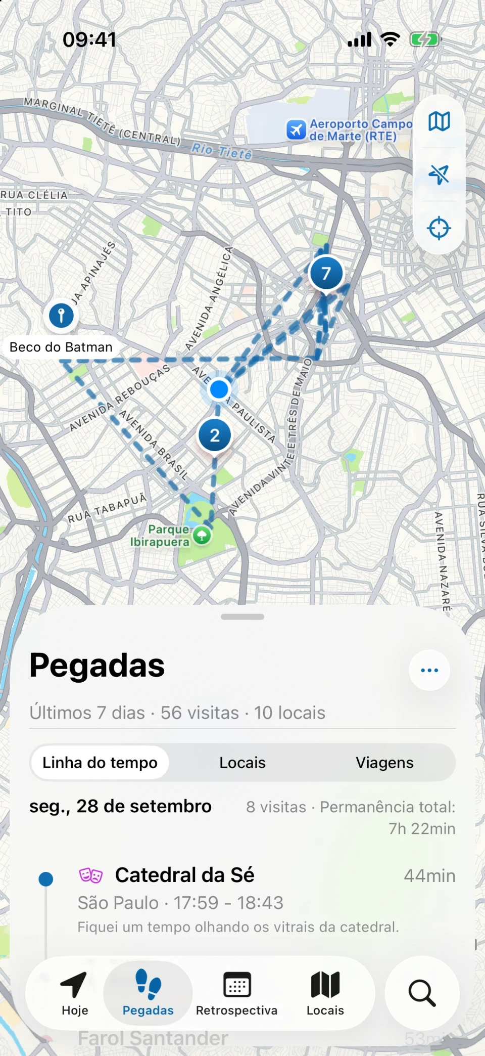Tela Pegadas do MeTrail com um resumo dos locais visitados e a lista de visitas dia a dia